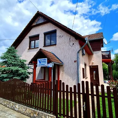 Pensión Veronika 3*