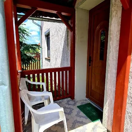 Veronika Guest house
